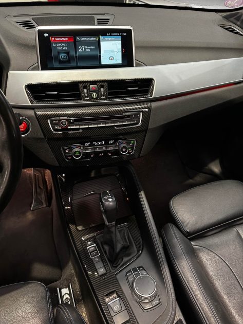 MAGNIFIQUE BMW X1 25i M SPORT X-DRIVE 231 CH (SUIVI D’ENTRETIEN BMW, 1ÈRE MAIN, TOIT OUVRANT, HK)