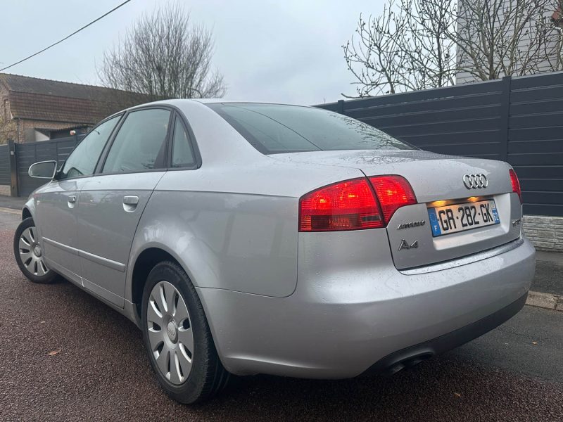 AUDI A4 (8EC, B7)  2007