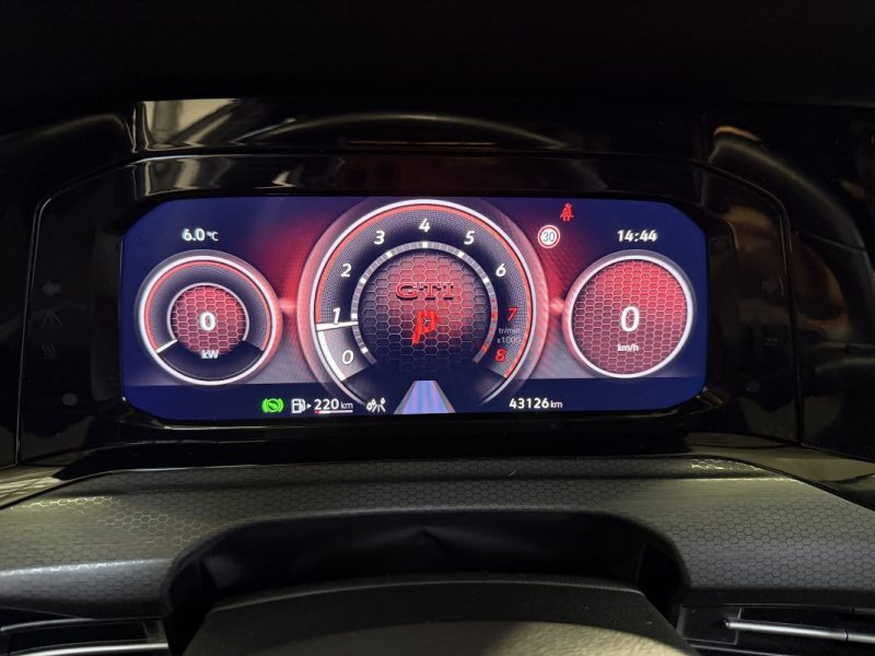 VOLKSWAGEN GOLF VIII 2.0 TSI 300CH GTI CLUBSPORT DSG7 DYNAUDIO / IQ LIGHT / SUIVI COMPLET VW 2023