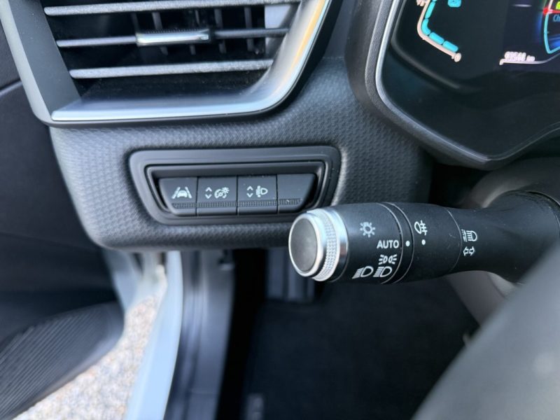 RENAULT CLIO V 1.6 E-TECH 140CH LIMITED -21 2021