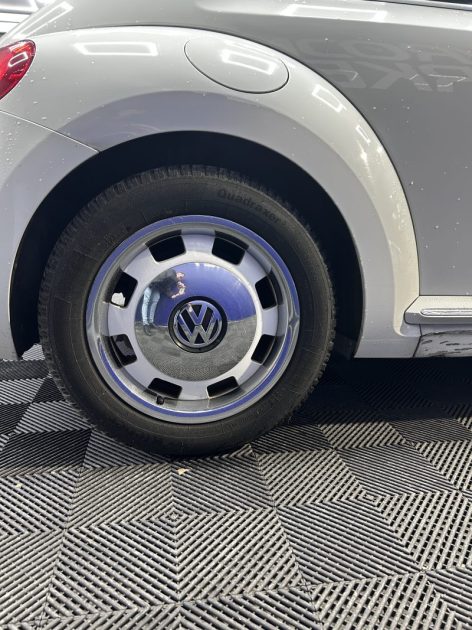 Volkswagen New Beetle 1.2 TSi 105ch |162 000 KM | 2015 | GPS | Climatisation automatique