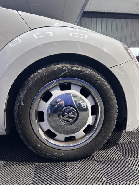 Volkswagen New Beetle 1.2 TSi 105ch |162 000 KM | 2015 | GPS | Climatisation automatique