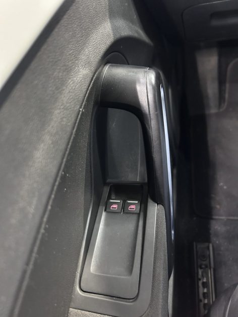 Volkswagen New Beetle 1.2 TSi 105ch |162 000 KM | 2015 | GPS | Climatisation automatique