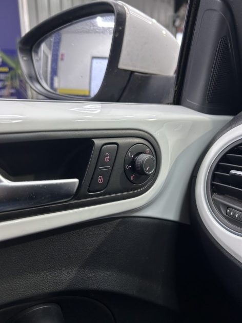 Volkswagen New Beetle 1.2 TSi 105ch |162 000 KM | 2015 | GPS | Climatisation automatique