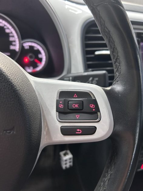 Volkswagen New Beetle 1.2 TSi 105ch |162 000 KM | 2015 | GPS | Climatisation automatique