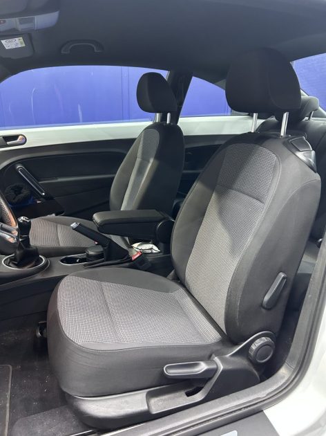 Volkswagen New Beetle 1.2 TSi 105ch |162 000 KM | 2015 | GPS | Climatisation automatique