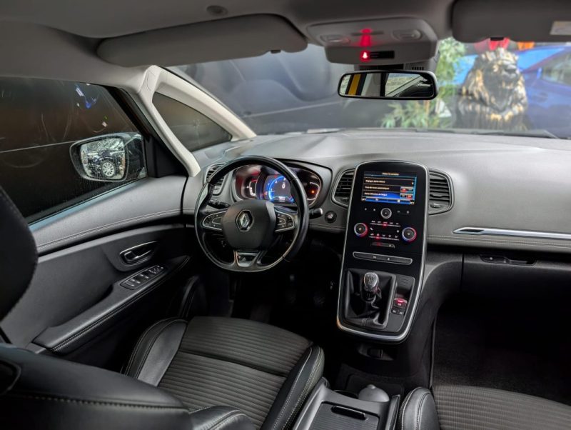 RENAULT SCENIC 1.6 dCi 130ch Energy Zen