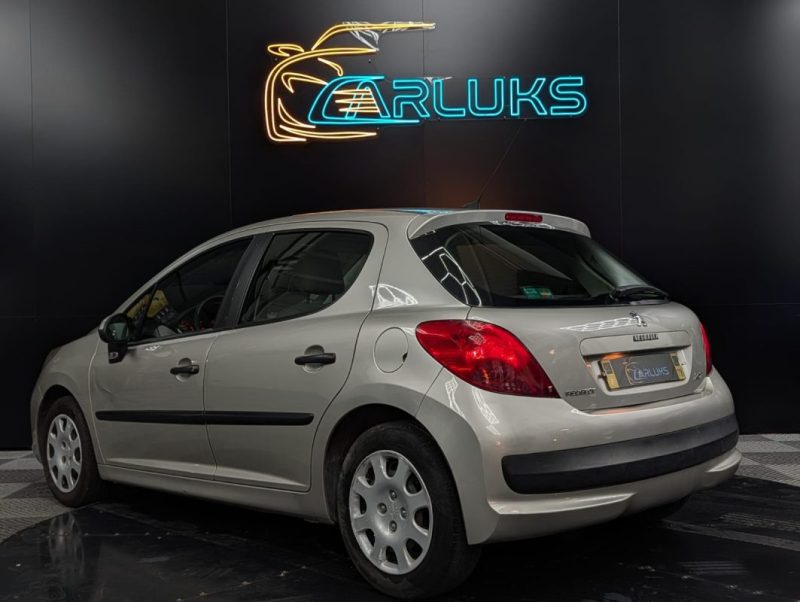 PEUGEOT 207 1.4 HDI 70cv EXECUTIVE 1ere main