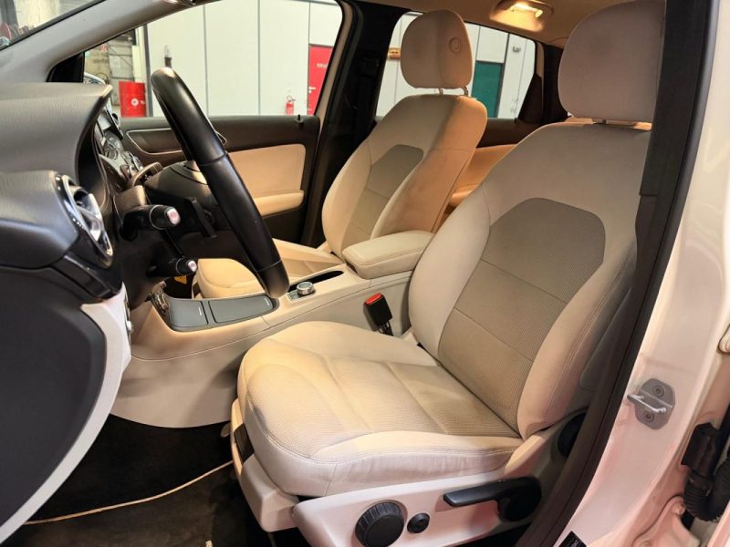 MERCEDES-BENZ CLASSE B 180 CDI 109 7G-DCT Design