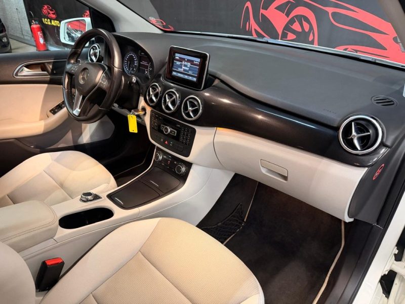 MERCEDES-BENZ CLASSE B 180 CDI 109 7G-DCT Design