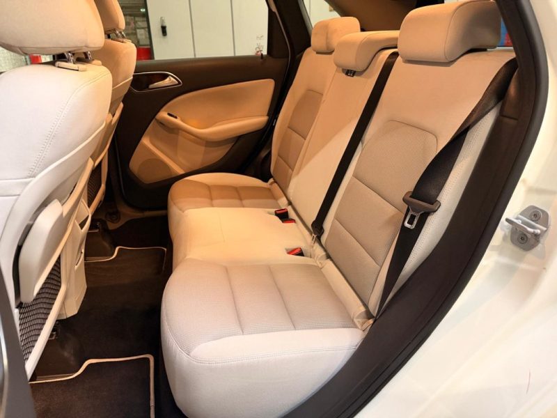 MERCEDES-BENZ CLASSE B 180 CDI 109 7G-DCT Design