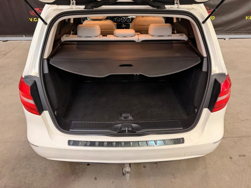 MERCEDES-BENZ CLASSE B 180 CDI 109 7G-DCT Design