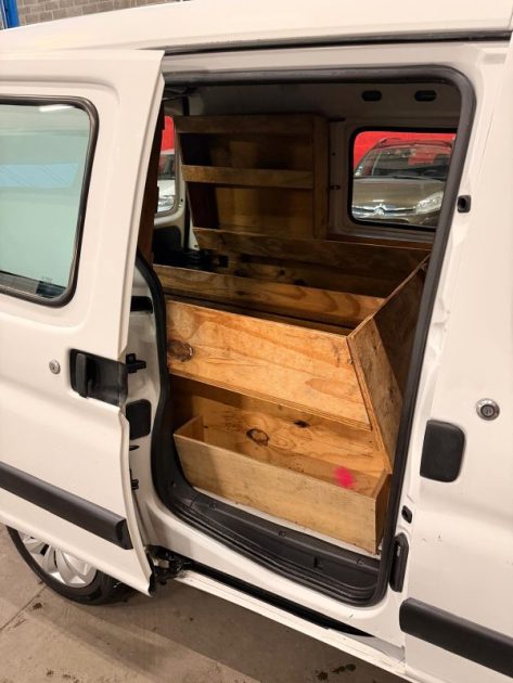 PEUGEOT PARTNER 1.6 HDi 75 Confort 