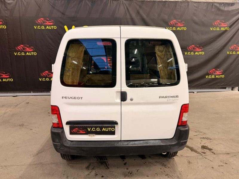 PEUGEOT PARTNER 1.6 HDi 75 Confort 