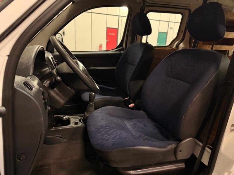 PEUGEOT PARTNER 1.6 HDi 75 Confort 