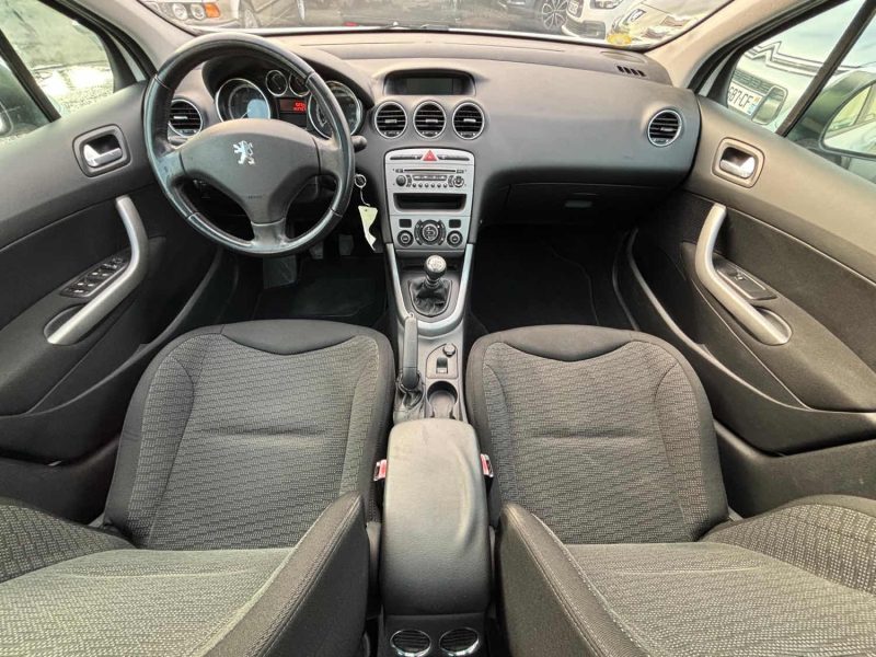 PEUGEOT 308 SW SW 2.0 HDI 140 PREMIUM 2010