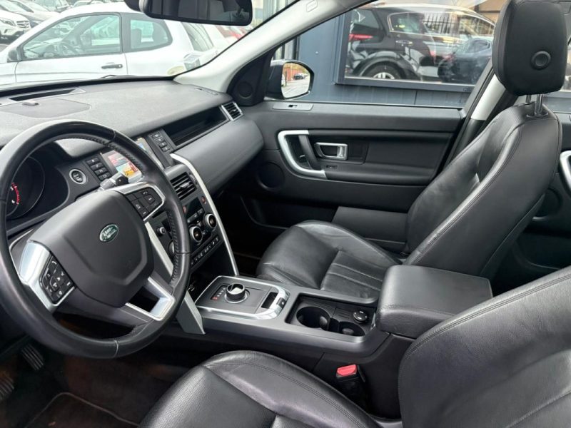  Land Rover Discovery Sport 2.0 TD4 180 Ch/ Toit Panoramique/ Caméra de recul/ Sièges chauffants