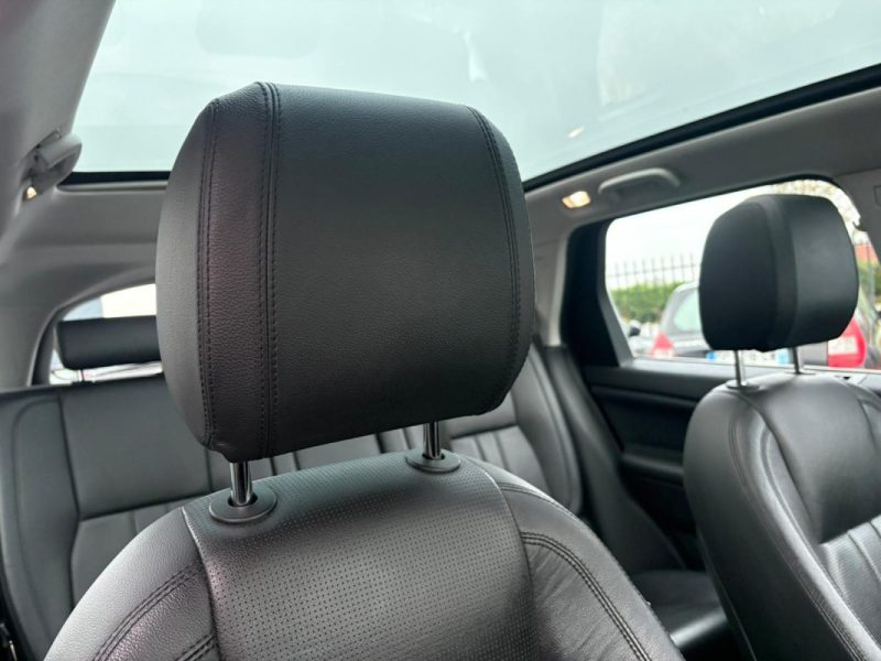  Land Rover Discovery Sport 2.0 TD4 180 Ch/ Toit Panoramique/ Caméra de recul/ Sièges chauffants