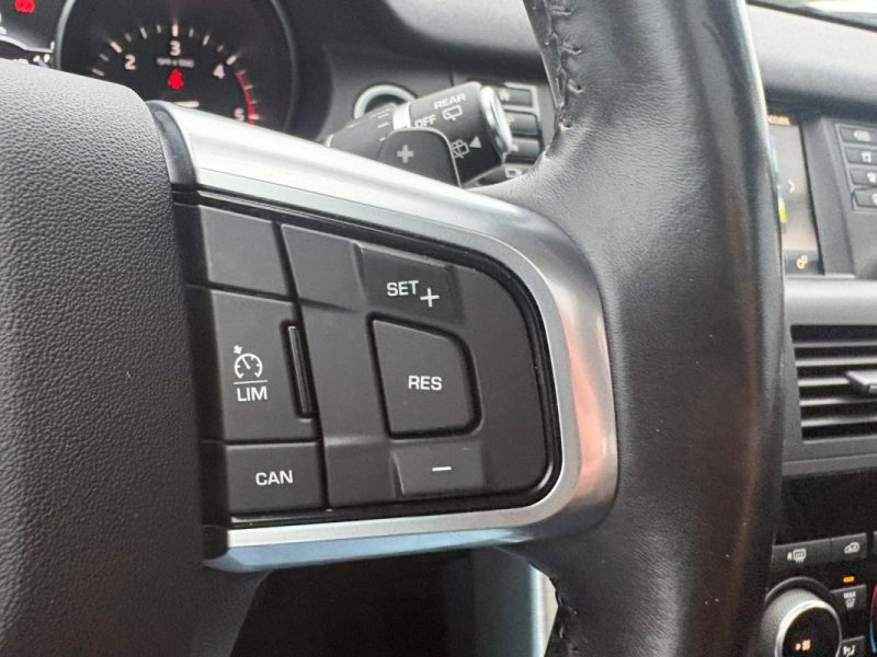  Land Rover Discovery Sport 2.0 TD4 180 Ch/ Toit Panoramique/ Caméra de recul/ Sièges chauffants