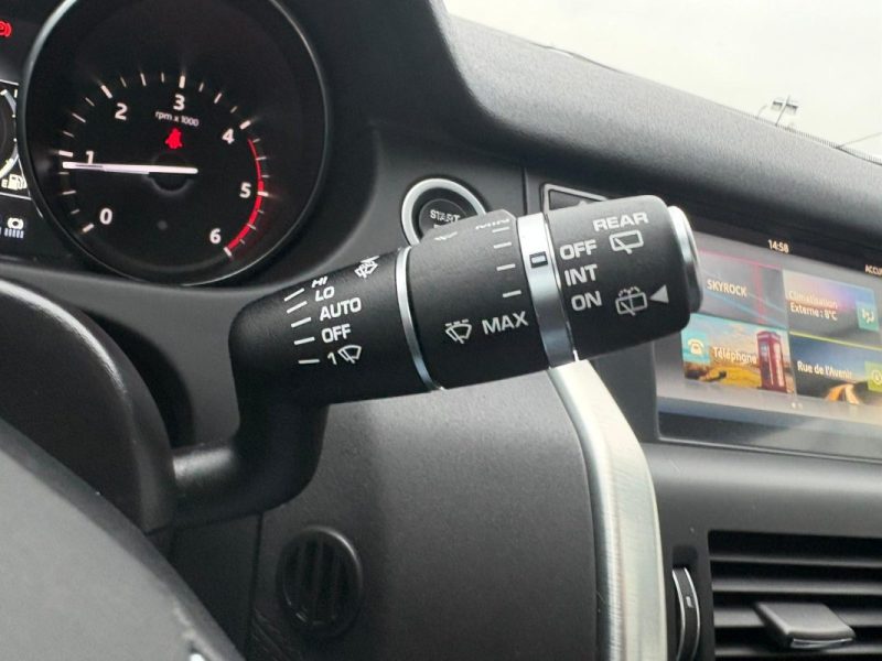  Land Rover Discovery Sport 2.0 TD4 180 Ch/ Toit Panoramique/ Caméra de recul/ Sièges chauffants