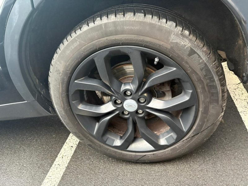  Land Rover Discovery Sport 2.0 TD4 180 Ch/ Toit Panoramique/ Caméra de recul/ Sièges chauffants