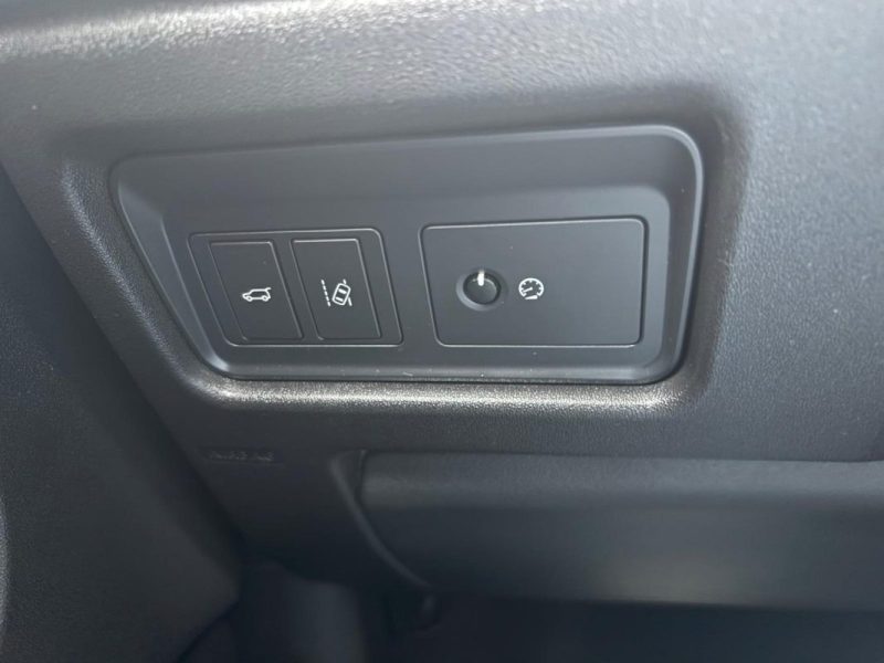  Land Rover Discovery Sport 2.0 TD4 180 Ch/ Toit Panoramique/ Caméra de recul/ Sièges chauffants