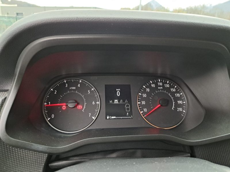 RENAULT TRAFIC L2 2.0 DCI 150 CV 9 PLACES TVA RECUPERABLE 2023