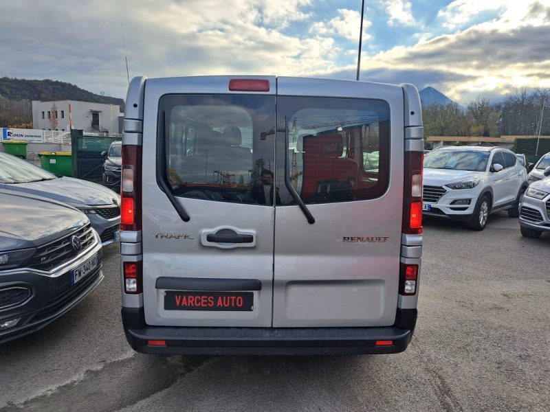 RENAULT TRAFIC L2 2.0 DCI 150 CV 9 PLACES TVA RECUPERABLE 2023