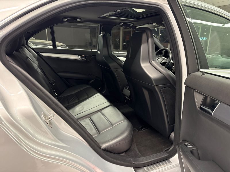 MERCEDES-BENZ CLASSE C 63 AMG 457 ch - Entretien Complet 