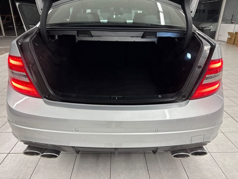 MERCEDES-BENZ CLASSE C 63 AMG 457 ch - Entretien Complet 