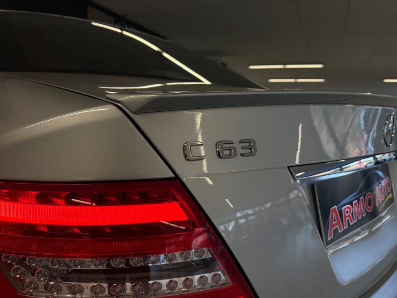 MERCEDES-BENZ CLASSE C 63 AMG 457 ch - Entretien Complet 
