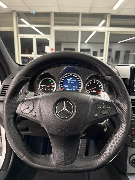MERCEDES-BENZ CLASSE C 63 AMG 457 ch - Entretien Complet 