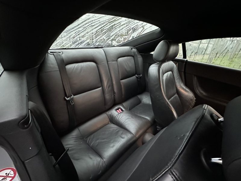 AUDI TT 1.8L TURBO 180 CV CARPLAY / Régulateur de vitesse / Paiement 4X ou 10X Possible