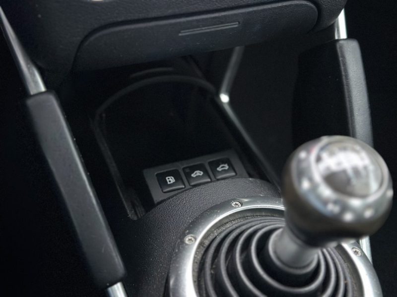 AUDI TT 1.8L TURBO 180 CV CARPLAY / Régulateur de vitesse / Paiement 4X ou 10X Possible