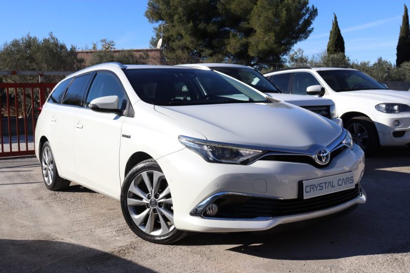 TOYOTA AURIS TOURING SPORTS 1.8 HYBRIDE 136 LOUNGE CVT AUTO
