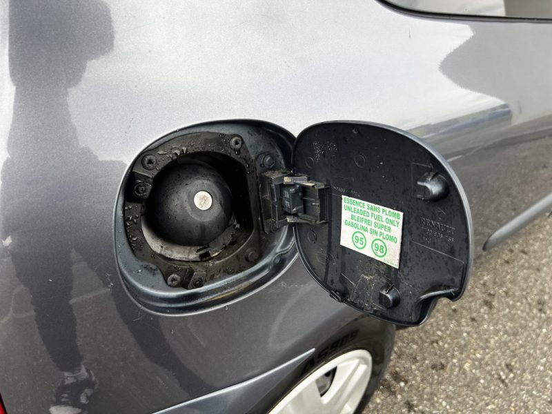 RENAULT CLIO 16V 75CV BVM5 CLIME AUTOMATIQUE 2005