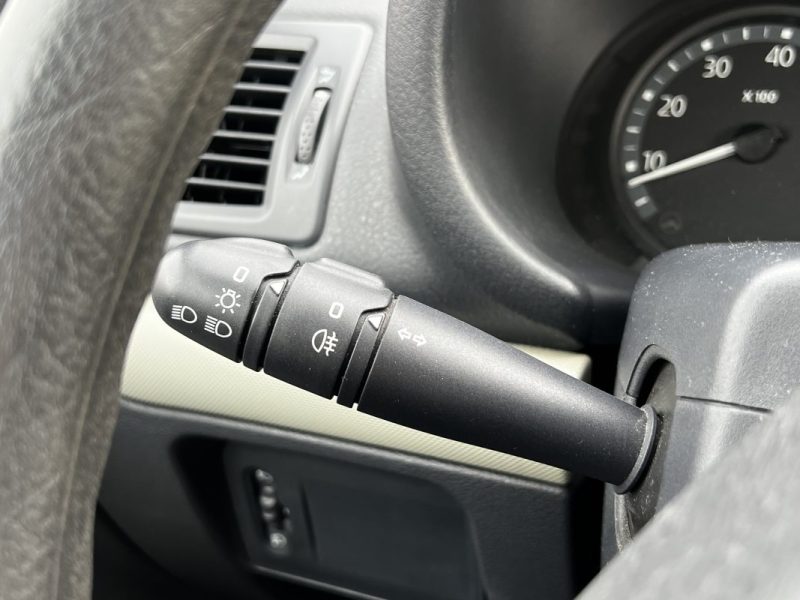 RENAULT CLIO 16V 75CV BVM5 CLIME AUTOMATIQUE 2005