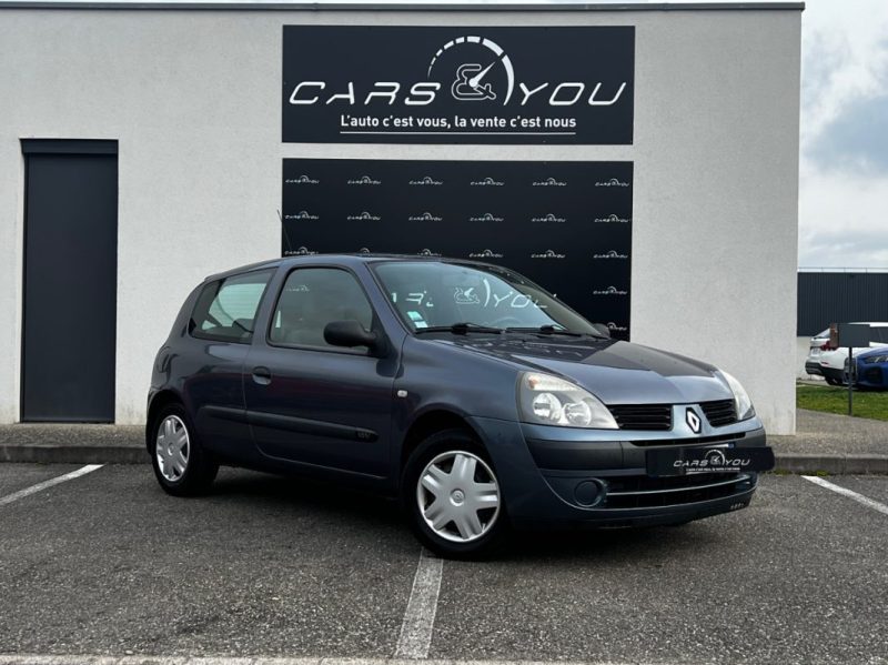 RENAULT CLIO 16V 75CV BVM5 CLIME AUTOMATIQUE 2005