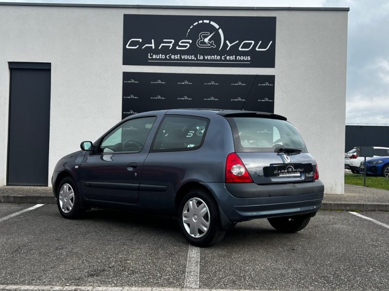 RENAULT CLIO 16V 75CV BVM5 CLIME AUTOMATIQUE 2005