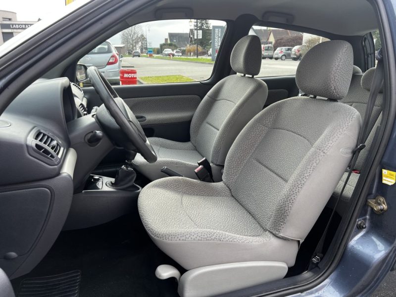 RENAULT CLIO 16V 75CV BVM5 CLIME AUTOMATIQUE 2005