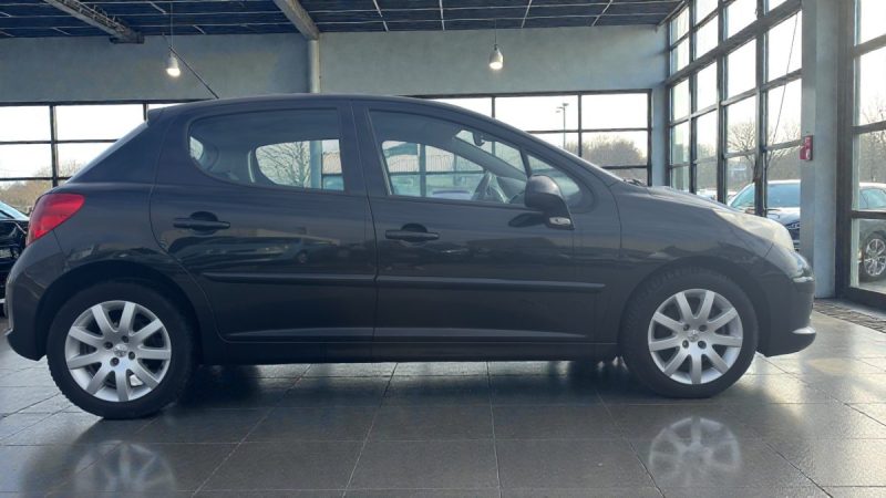 PEUGEOT 207 1.6 HDI 90CV SPORT 5PORTES GARANTIE 6MOIS 1ER MAIN
