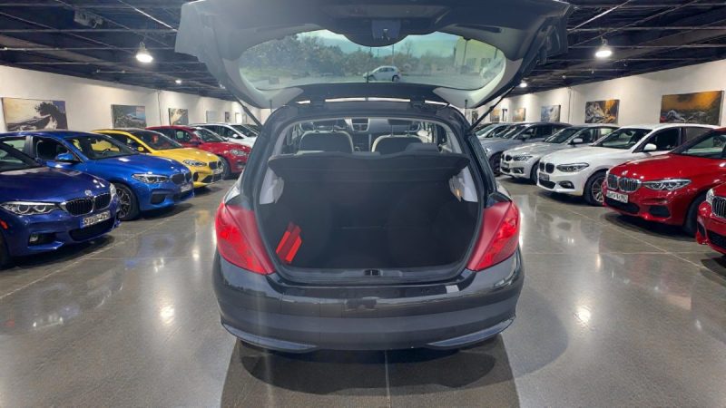 PEUGEOT 207 1.6 HDI 90CV SPORT 5PORTES GARANTIE 6MOIS 1ER MAIN