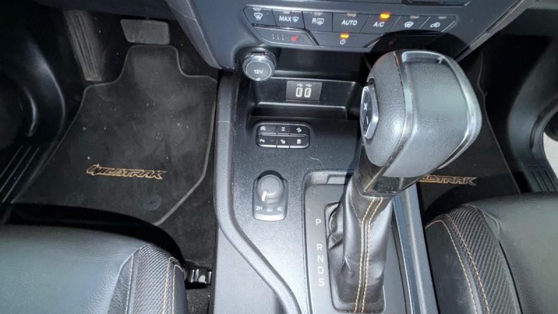 FORD RANGER 2.0 TDCI 213CH SUPER CAB LIMITED BVA10 