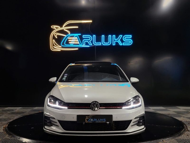 VOLKSWAGEN GOLF VII 2.0 GTI 230CV DSG 6 / TOIT OUVRANT + GRAND ECRAN + VIRTUAL COCKPIT
