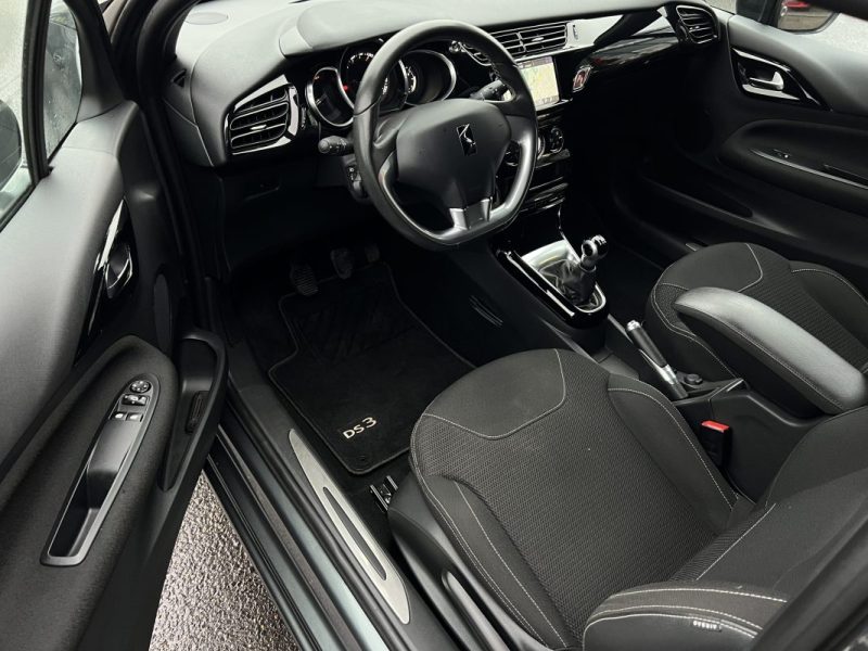 DS DS 3 PHASE 2 SPORT CHIC 1.2 82 Cv GPS BLUETOOTH 5 PLACES 55 200 Kms CRIT AIR 1 - GARANTIE 1 AN