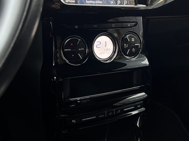 DS DS 3 PHASE 2 SPORT CHIC 1.2 82 Cv GPS BLUETOOTH 5 PLACES 55 200 Kms CRIT AIR 1 - GARANTIE 1 AN