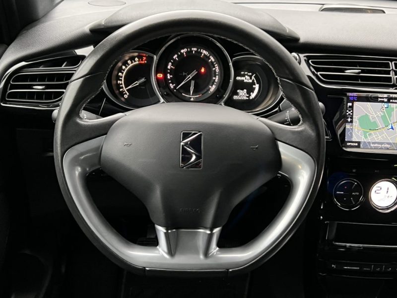 DS DS 3 PHASE 2 SPORT CHIC 1.2 82 Cv GPS BLUETOOTH 5 PLACES 55 200 Kms CRIT AIR 1 - GARANTIE 1 AN