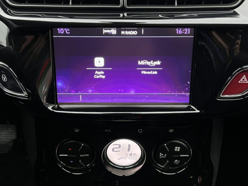 DS DS 3 PHASE 2 SPORT CHIC 1.2 82 Cv GPS BLUETOOTH 5 PLACES 55 200 Kms CRIT AIR 1 - GARANTIE 1 AN