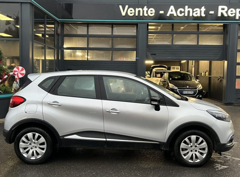 RENAULT CAPTUR 0.9 TCE 90 Cv 1ERE MAIN GPS TOMTOM CRIT AIR 1 - GARANTIE 1 AN