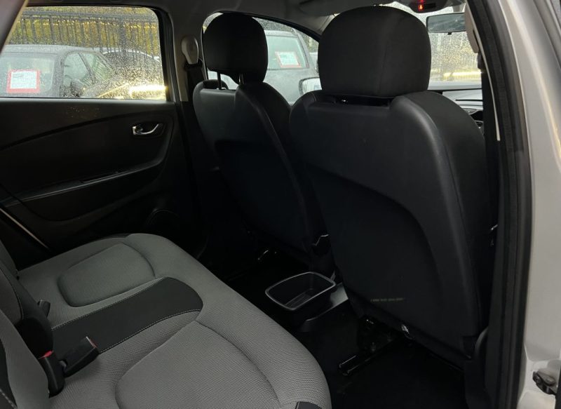 RENAULT CAPTUR 0.9 TCE 90 Cv 1ERE MAIN GPS TOMTOM CRIT AIR 1 - GARANTIE 1 AN